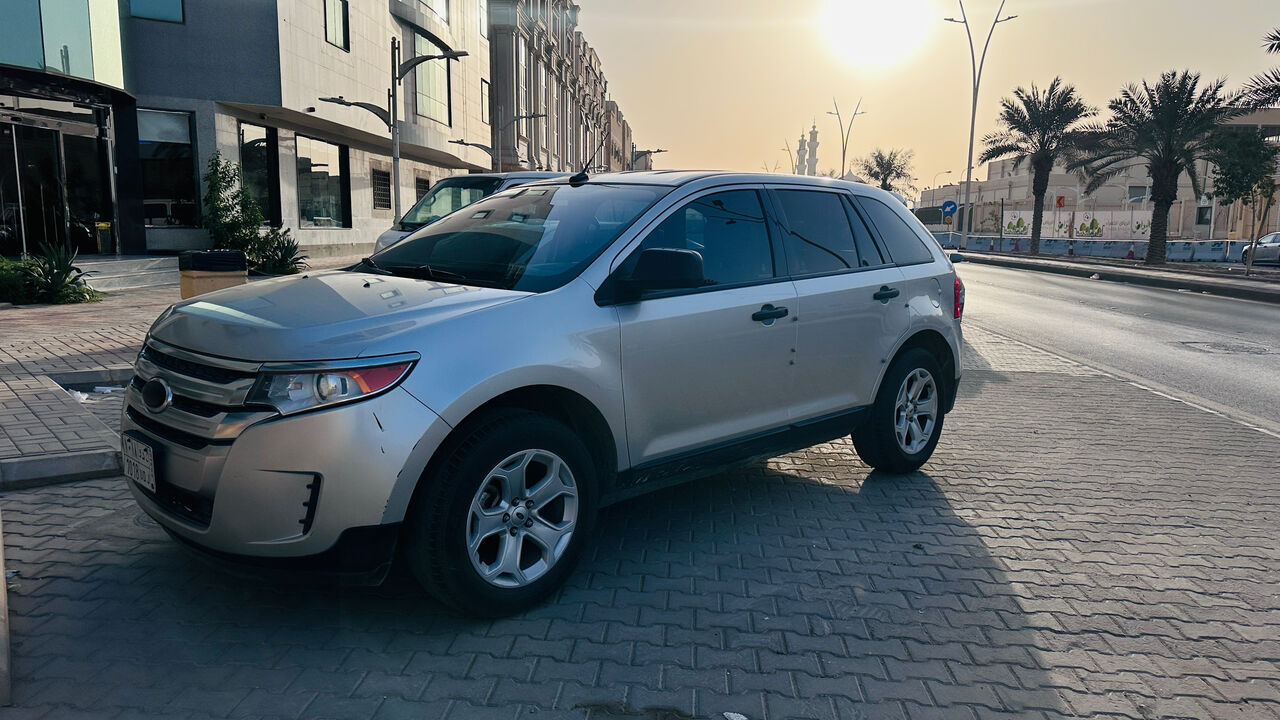 Hara, Vehicles, Cars & Trucks , SAR 35000,  Ford Edge,  2013,  Automatic,  174566 KM,    Basic