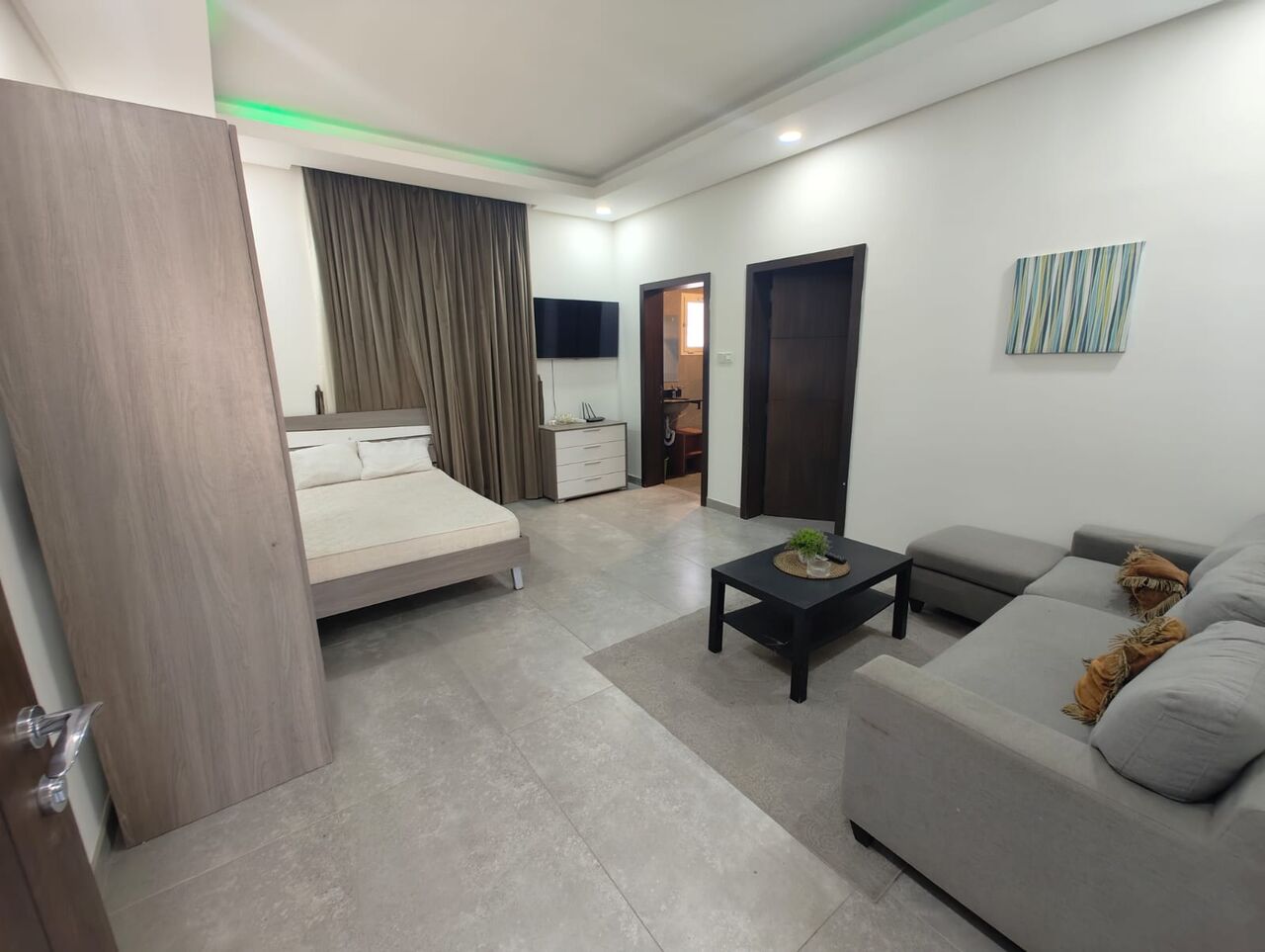 Juffair, Apartments, Flats, Houses & Villas, BHD 200/month,  Furnished,  Studio,  51 Sq. Meter,  Fully Furnished Studio Apartment For Rent | Juffair, Bahrain