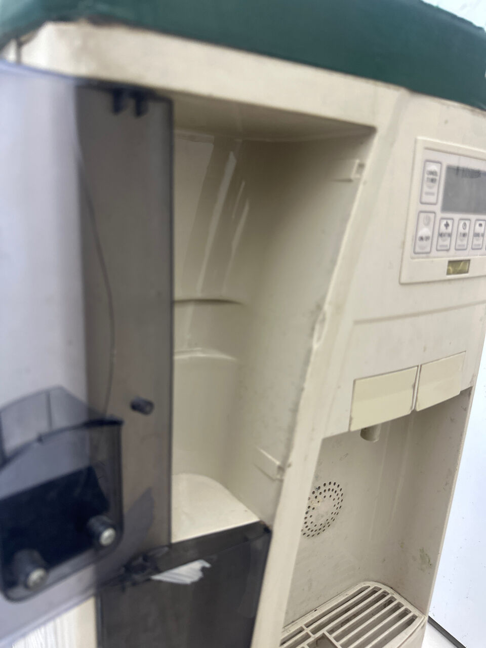 Riyadh, Appliances, SAR 100,  Water Dispenser
