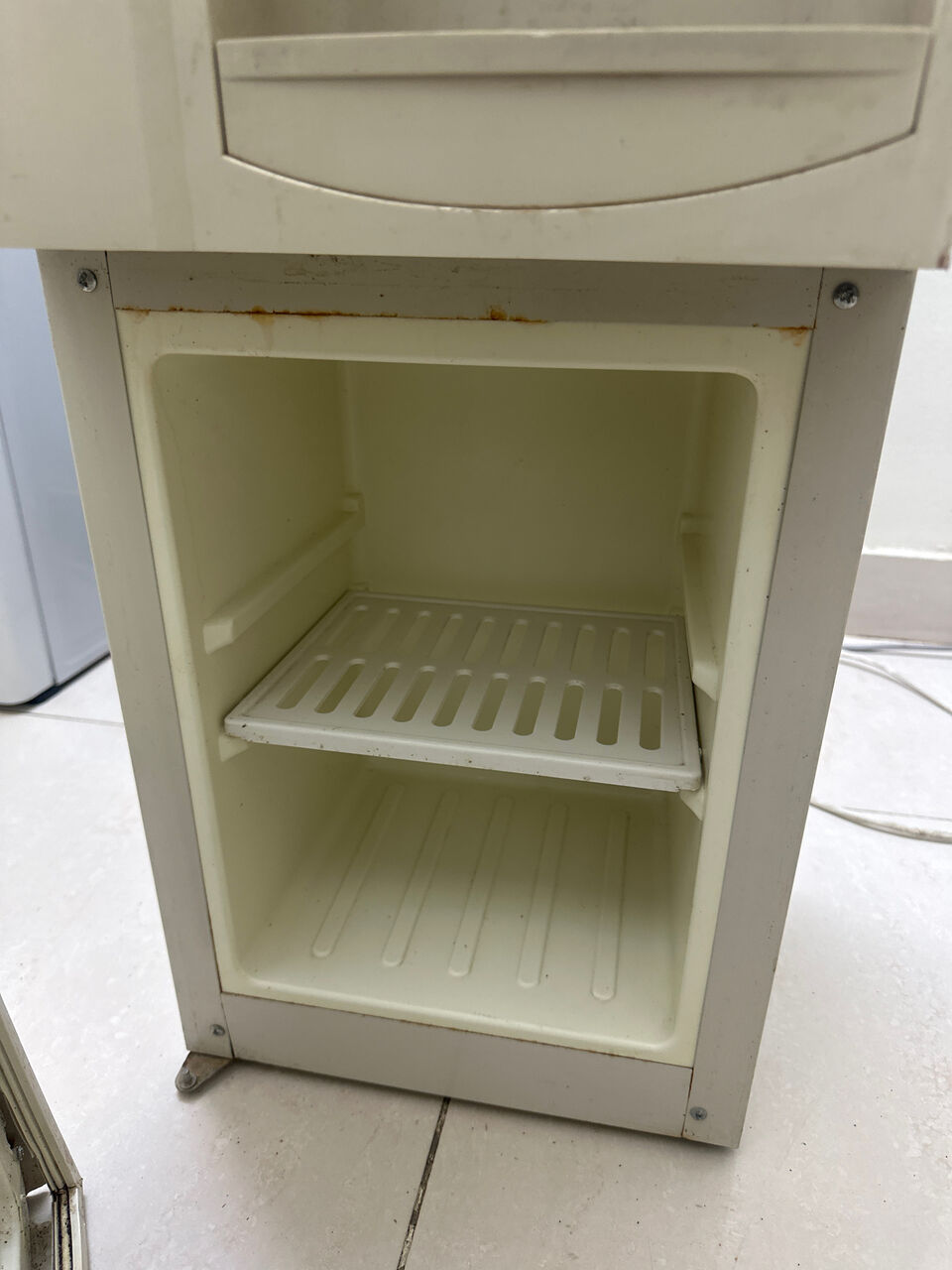 Riyadh, Appliances, SAR 100,  Water Dispenser