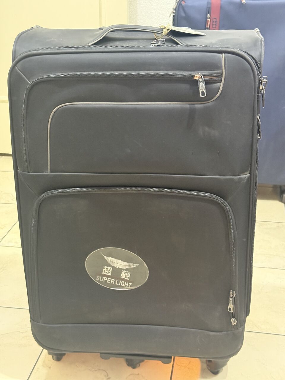 Jeddah, Household Items, SAR 210,  3 X Used Suite Cases In Excellent Condition For Sale