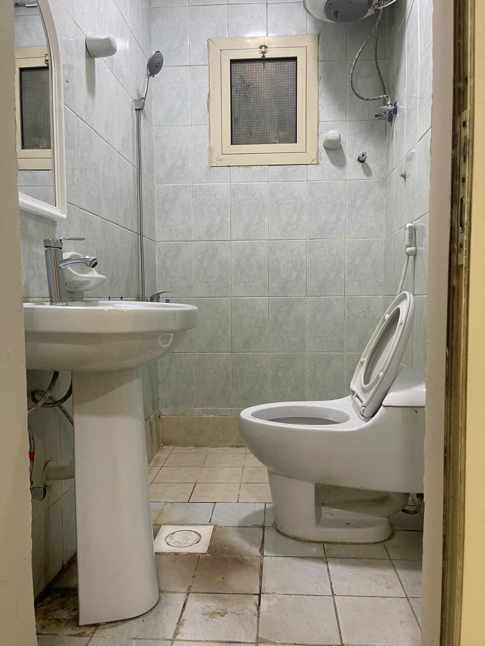 Khobar, Apartments, Flats, Houses & Villas, SAR 15500/year,  2 BR,  Apartment For Rent Building  280/8 ..... For Bachelors