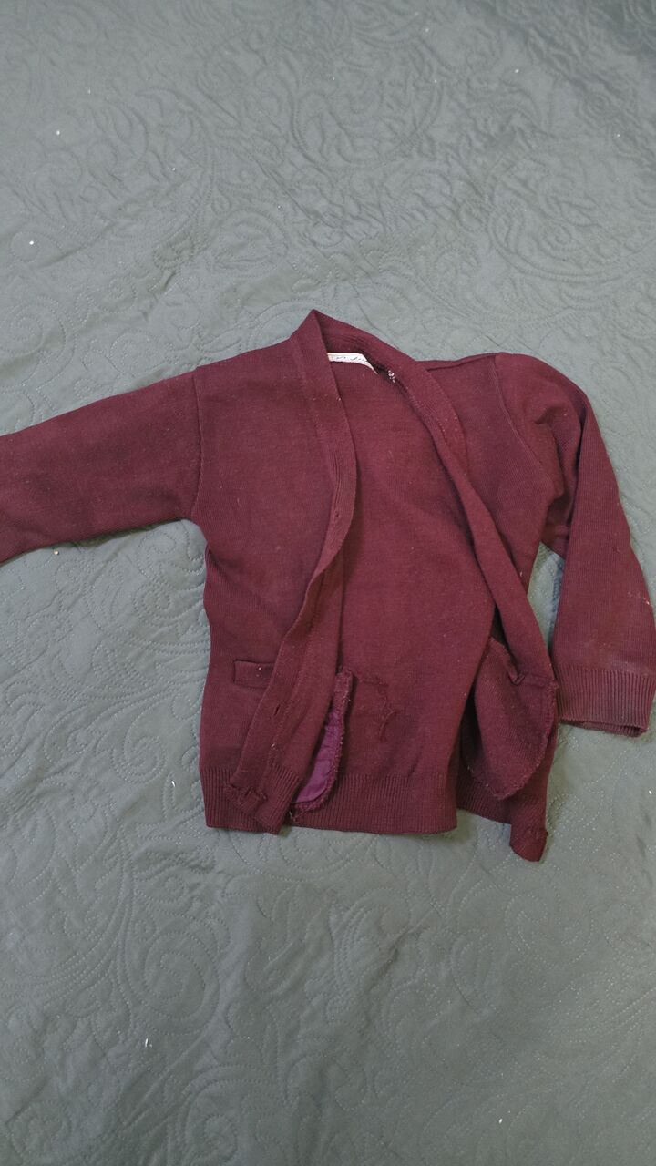 Al Malaz, Free Items, Pises Uniform Sweater For Free