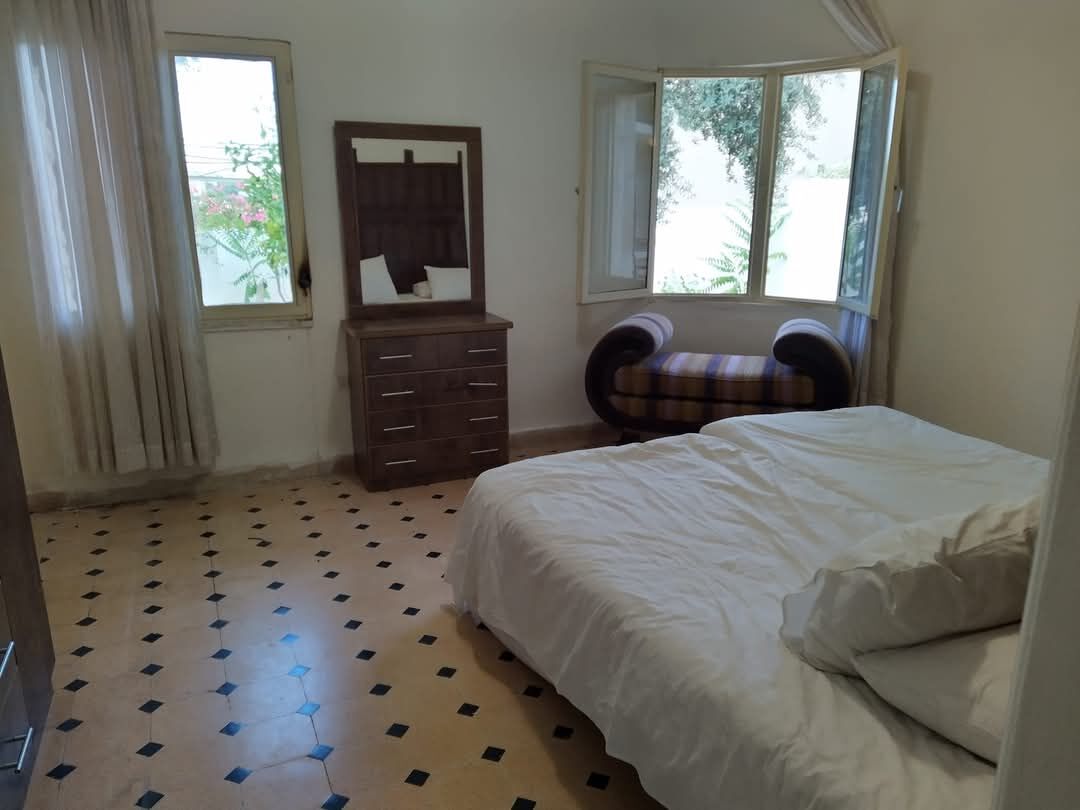 Amman, Apartments, Flats, Houses & Villas, JOD 8000/year,  2 BR,  360 Sq. Meter,  House For Rent