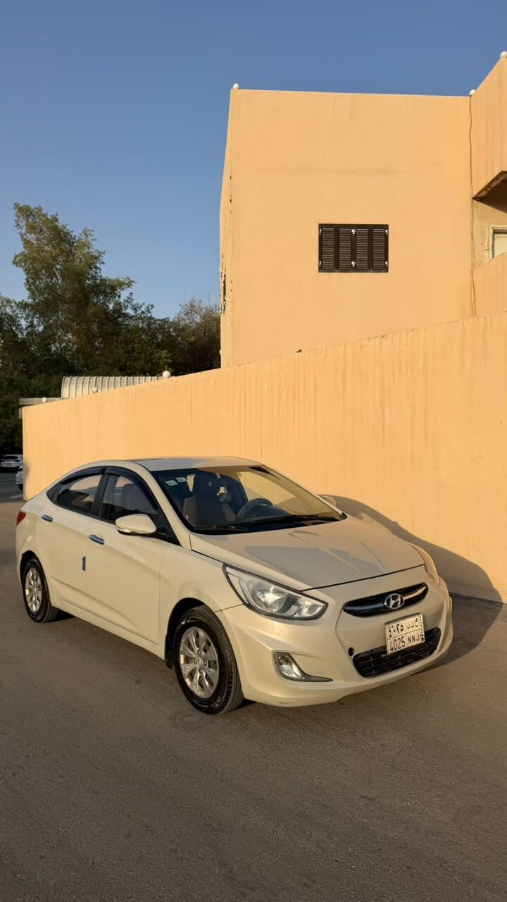 Riyadh, Vehicles, Cars & Trucks , SAR 21000,  Hyundai Accent,  2016,  Automatic,  261000 KM,  For Sale: