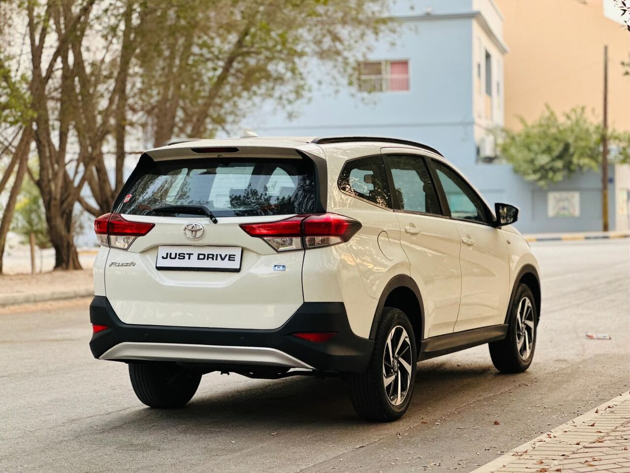 Segaya, Vehicles, Cars & Trucks , BHD 4250,  TOYOTA RUSH,  2020,  Automatic,  35000 KM,    MODEL LOW MILEAGE FAMILY SUV CALL OR WHATSAPP ON 35400768 ,33665080