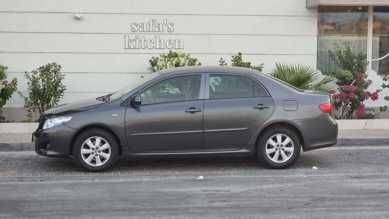 Umm Al Hassam, Vehicles, Cars & Trucks , BHD 2050,  Toyota Corolla XLE,  2009,  Automatic,  252000 KM,  TOYOTA COROLLA 1.6 XLi  FOR SALE