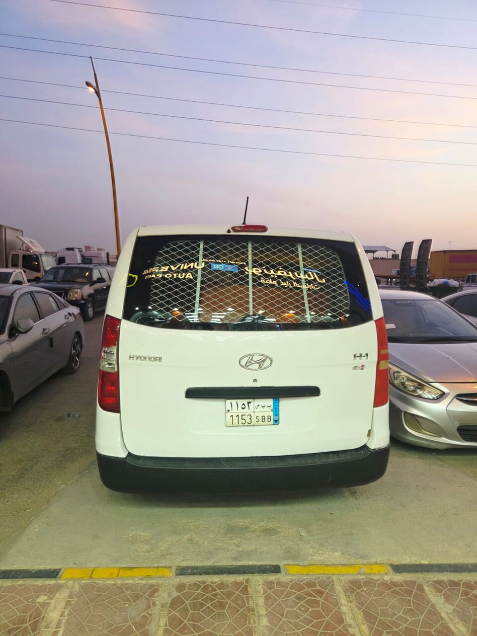 As Sulayyil, Vehicles, Cars & Trucks , SAR 37000,  Hyundai H1,  2017,  Manual,  376000 KM,