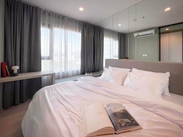 Bangkok, Villas, THB 23000,  35 Sq. Meter,  Life One Wireless Safe Comfortable 34th Floor BTS PloenChit