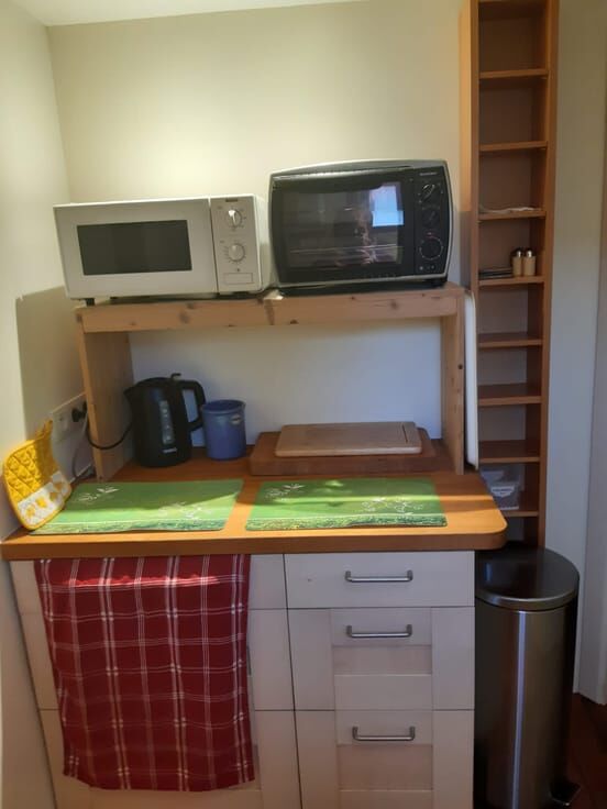 Brussels, Apartments, Flats, Houses & Villas, EUR 600/month,  Furnished,  Studio,  24 Sq. Meter,  Tr&egrave;s Sympathique Studio Meubl&eacute; Sur La Hulpe