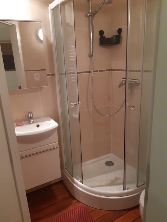 Brussels, Apartments, Flats, Houses & Villas, EUR 600/month,  Furnished,  Studio,  24 Sq. Meter,  Tr&egrave;s Sympathique Studio Meubl&eacute; Sur La Hulpe