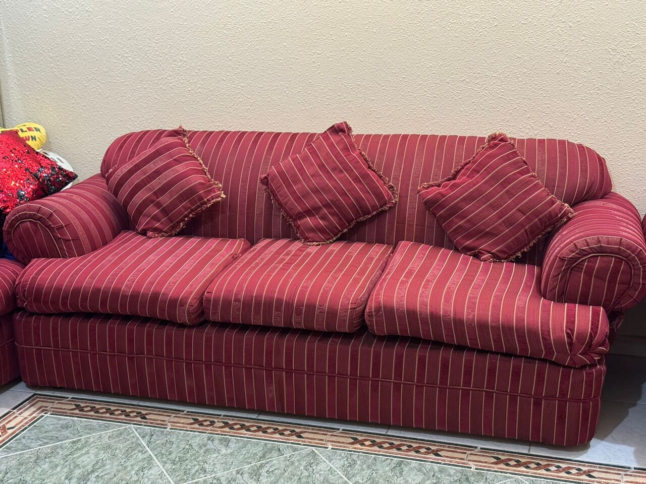 Jeddah, Furniture, SAR 500,  7 Seater American Sofa For Sale