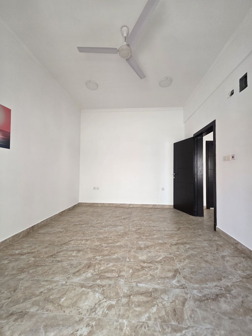 Muharraq, Apartments, Flats, Houses & Villas, BHD 180/month,  1 BR,  - Very Neet Semi Furnished 1 BHK Balcony Flat With Ewa @180/BD In Muharraq