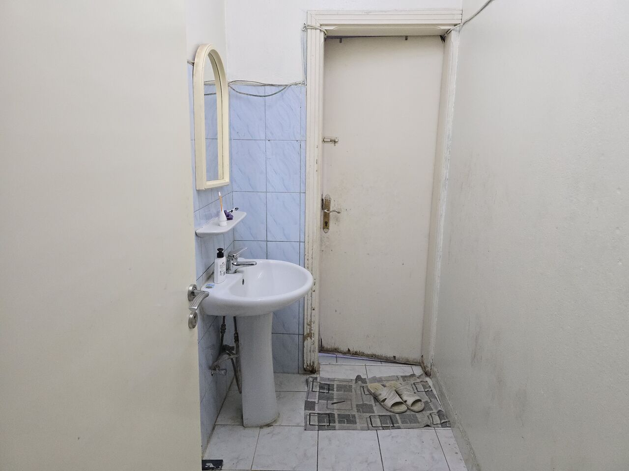 Al Kharj, Home Audio, SAR 1000,  Single Room For Rent With Washroom