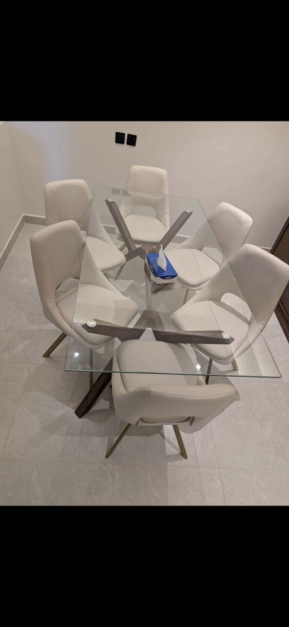 Al Sulaymaniyyah, Furniture, SAR 1700,  Dining Table