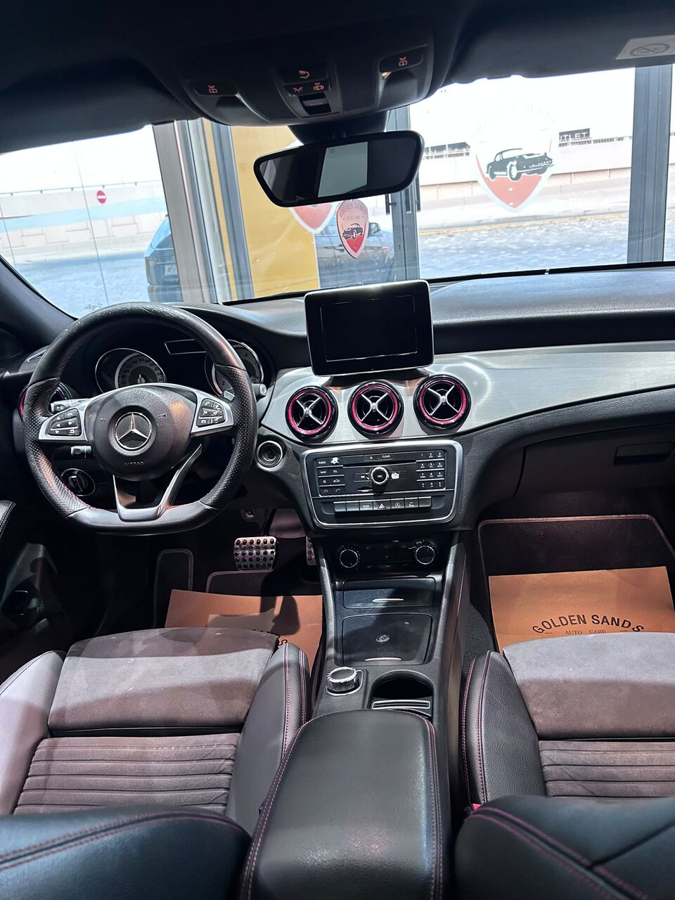 Manama, Vehicles, Cars & Trucks , BHD 4900,  Mercedes CLA250 - 4Matic,  2016,  Automatic,  240000 KM,    Full Option For Sale