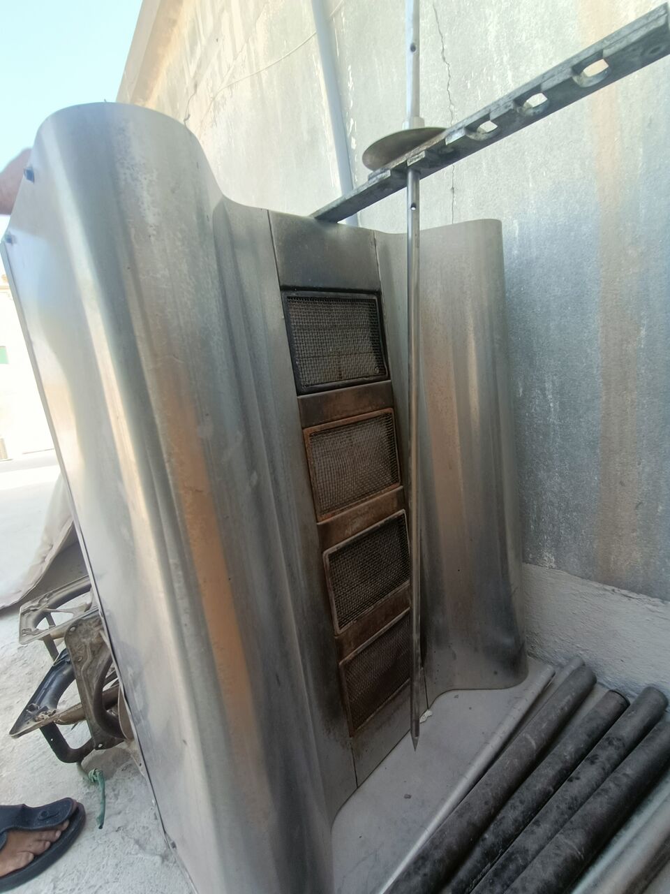 Khobar, Appliances, SAR 1,  Shawarma Machine (gas) With Hood, 2 Burner Stove, Gas Tandoor For Sale Of Boofiya.