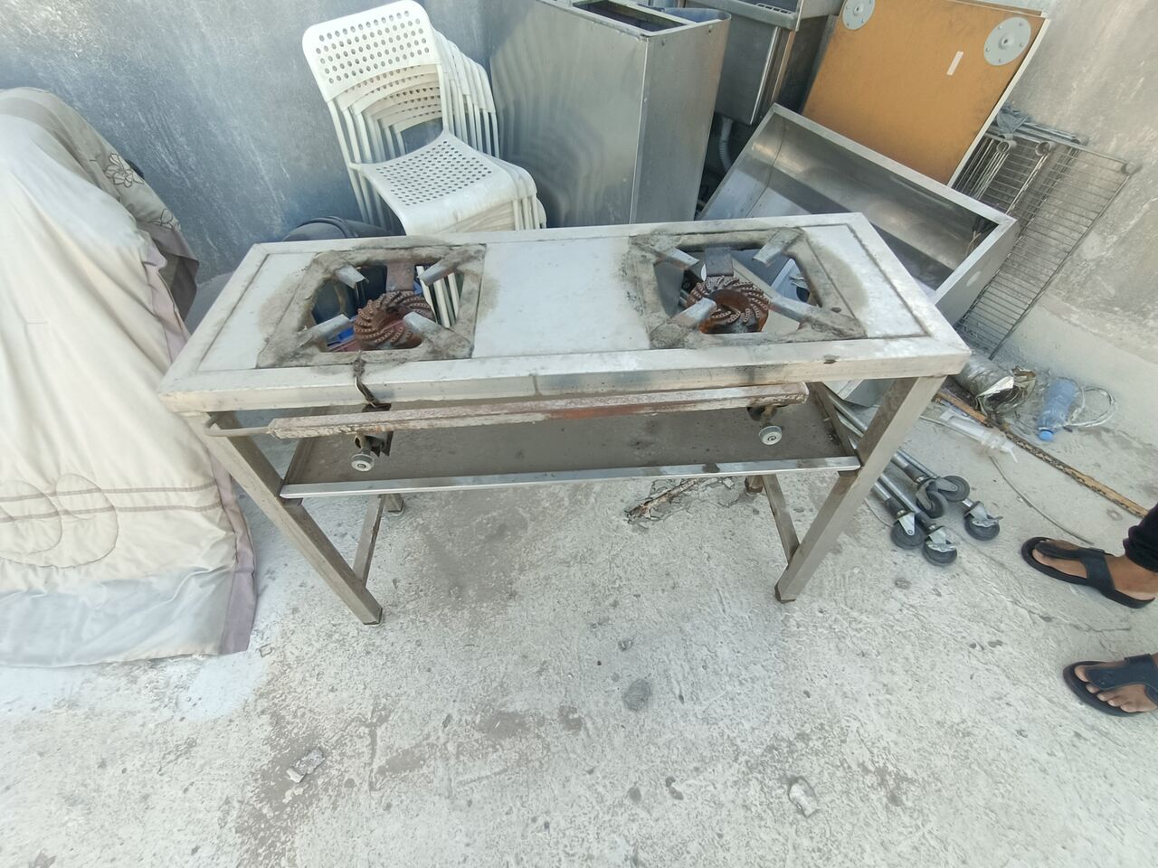 Khobar, Appliances, SAR 1,  Shawarma Machine (gas) With Hood, 2 Burner Stove, Gas Tandoor For Sale Of Boofiya.