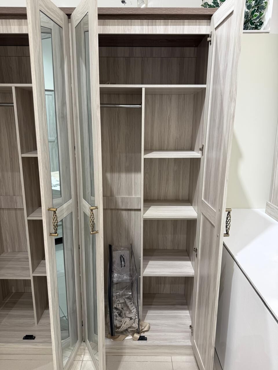 Olaya, Appliances, Dishwasher And Wardrobe - 12 Months Old
