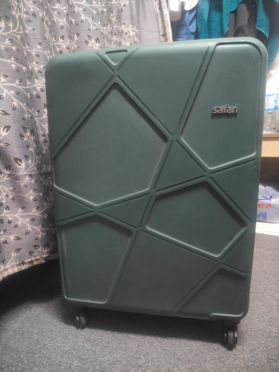 Hara, Furniture, SAR 120,  Trolly Bag Big Size Almost New