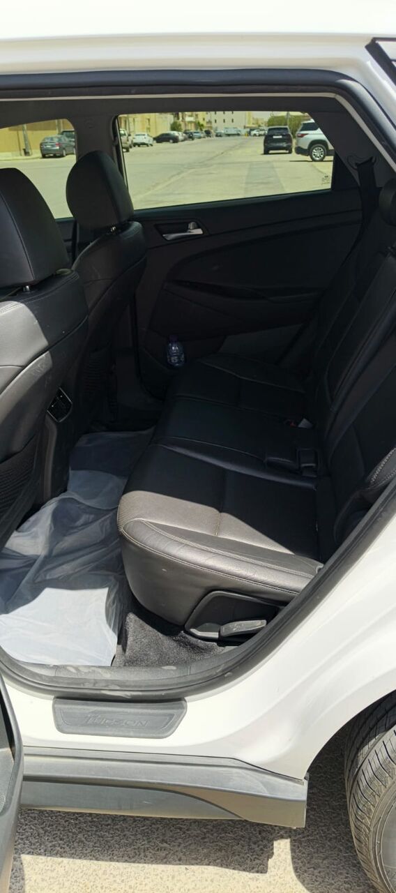 Riyadh, Vehicles, Cars & Trucks , SAR 52000,  Hyundai Tucson,  2020,  Automatic,  112000 KM,   (Diesel)  Model