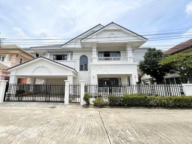 Bangkok, Villas, THB 65000,  65 Sq. Feet,  Single House For Rent, Soi Phatthanakan 32, Ban Krong Thong Village, House Ready To Move