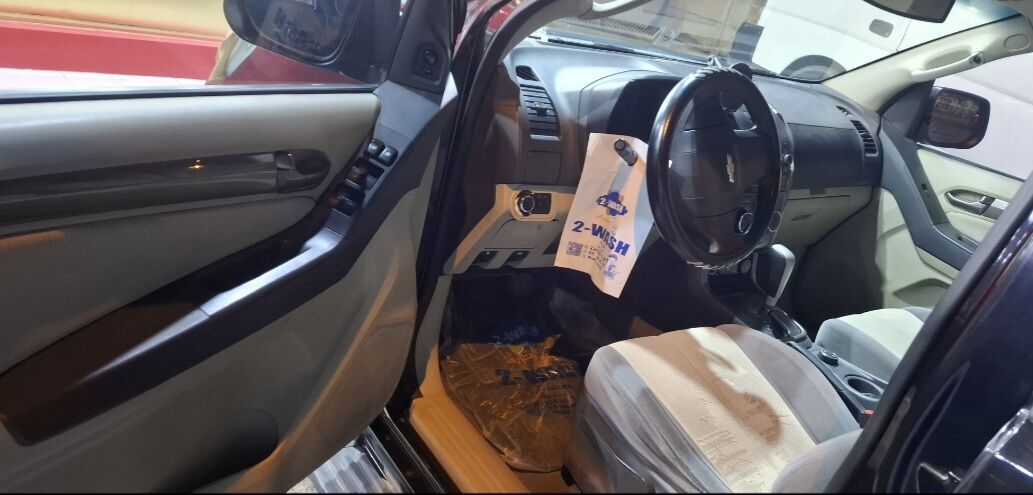 Kuwait City, Vehicles, Cars & Trucks , KWD 1100,  Chevrolet Trailblazer Model 2013 For Sale,  2013,  Automatic,  195000 KM,