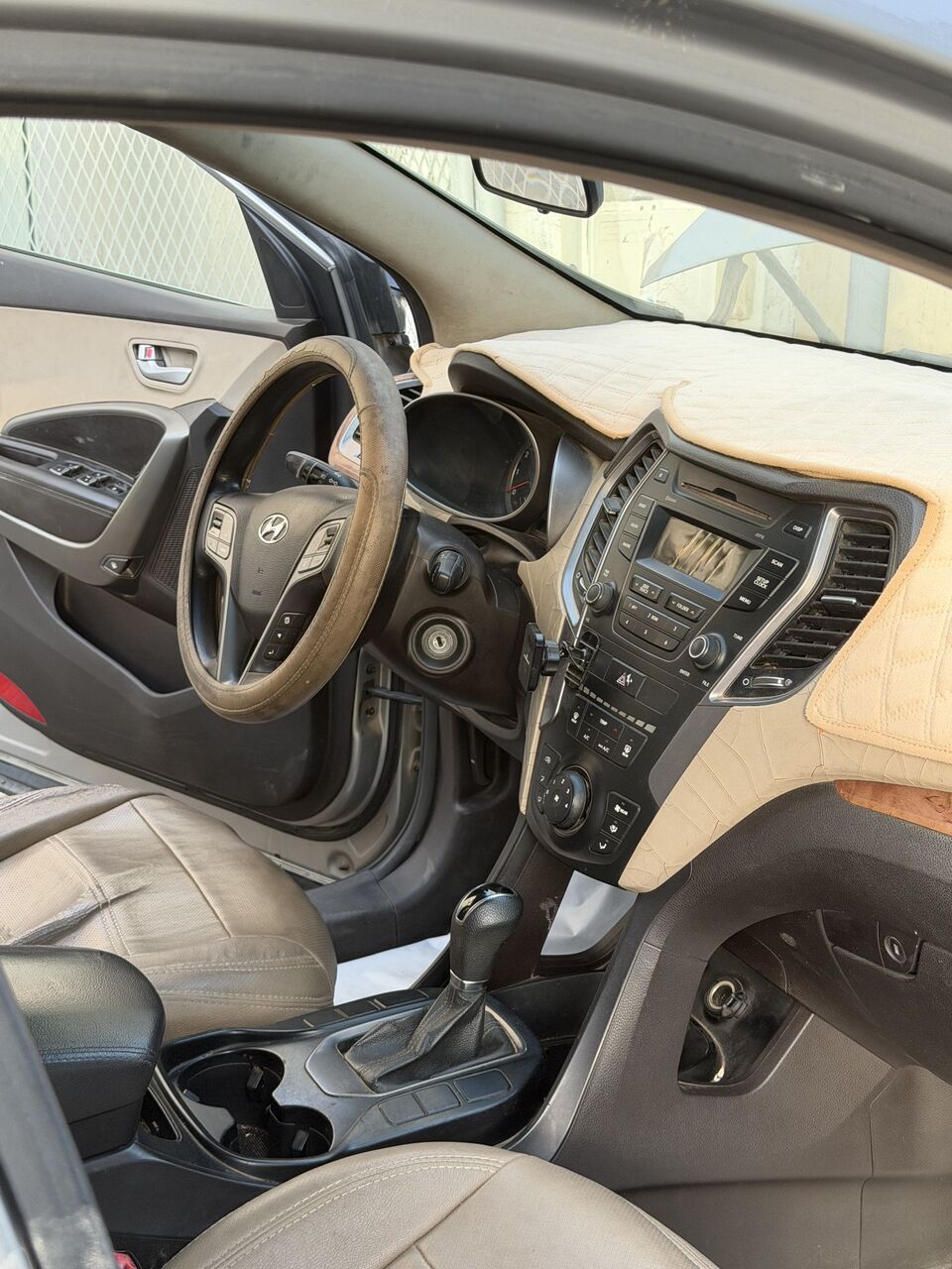 Jeddah, Vehicles, Cars & Trucks , SAR 44000,  Hyundai Grand Santafe,  2014,  Automatic,  110000 KM,   Very Less Driven With Care