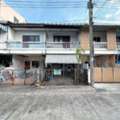 THB 1950000,  2 BR,  18 Sq. Feet,  Townhouse, Soi Rewadee 32, Samakkhi Village 1, Near MRT, Pink And Purple.