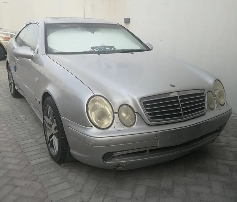 Hamad Town, Vehicles, Cars & Trucks , BHD 500,  Mercedes-Benz CLK320,  1998,  Automatic,  180 KM,  Sold As Scarab , Engine Perfect Gear Needs Service, Not Damaged.