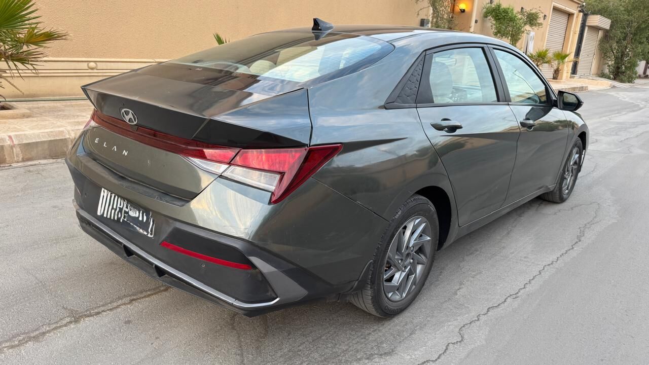 Riyadh, Vehicles, Cars & Trucks , HYUNDAI ELANTRA SMART,  2024,  Automatic,  110000 KM,  MADE IN KOREA 1.6 LITER MID OPTION E Last Offr  44500  Sr  7