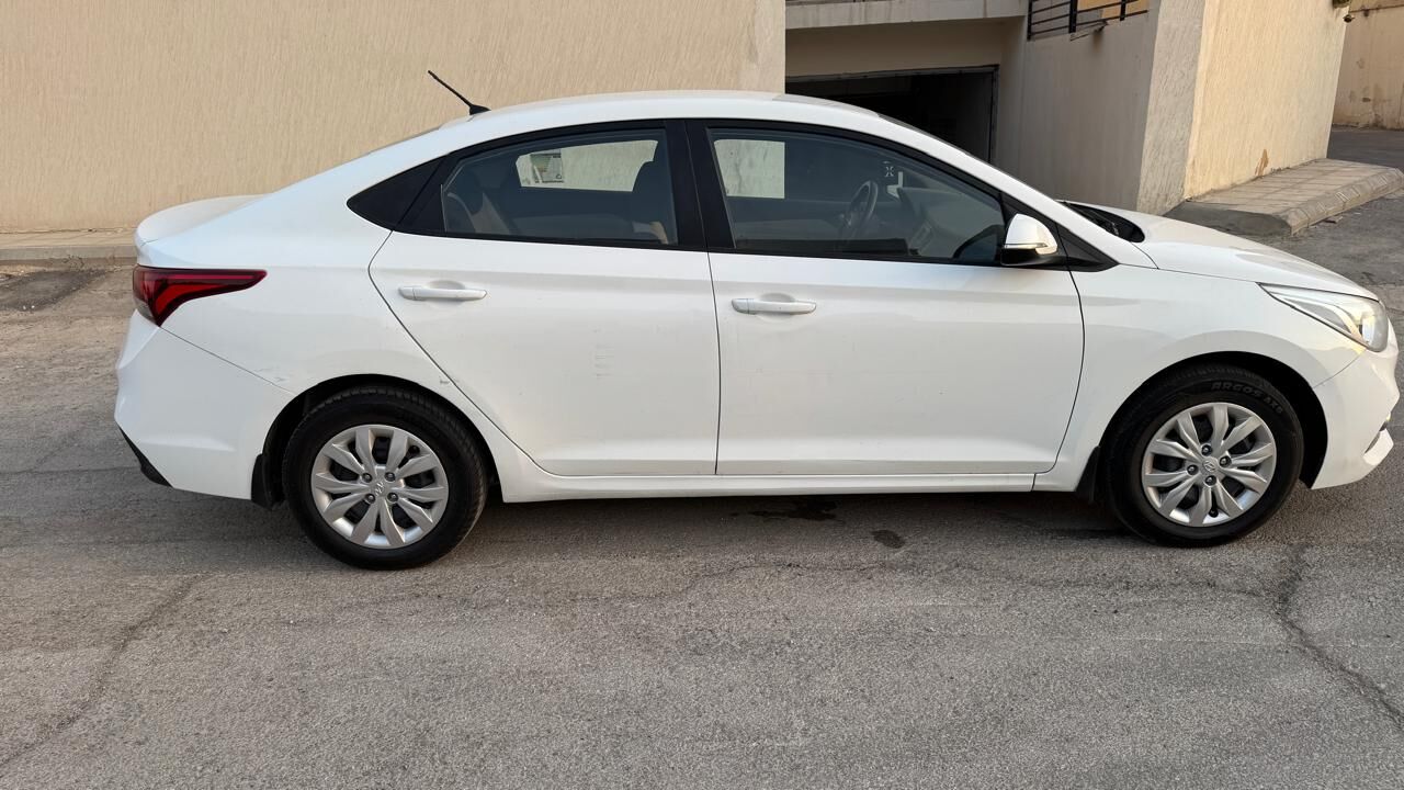 Riyadh, Vehicles, Cars & Trucks , HYUNDAI ACCENT,  2020,  Automatic,  88000 KM,  NEA AND CLEAN CONDITION  32500 LAST E