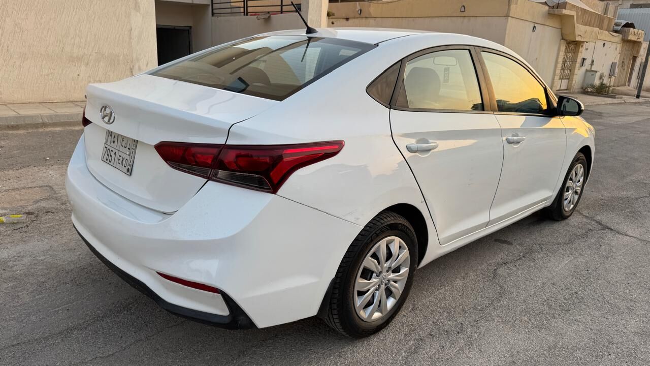 Riyadh, Vehicles, Cars & Trucks , HYUNDAI ACCENT,  2020,  Automatic,  88000 KM,  NEA AND CLEAN CONDITION  32500 LAST E