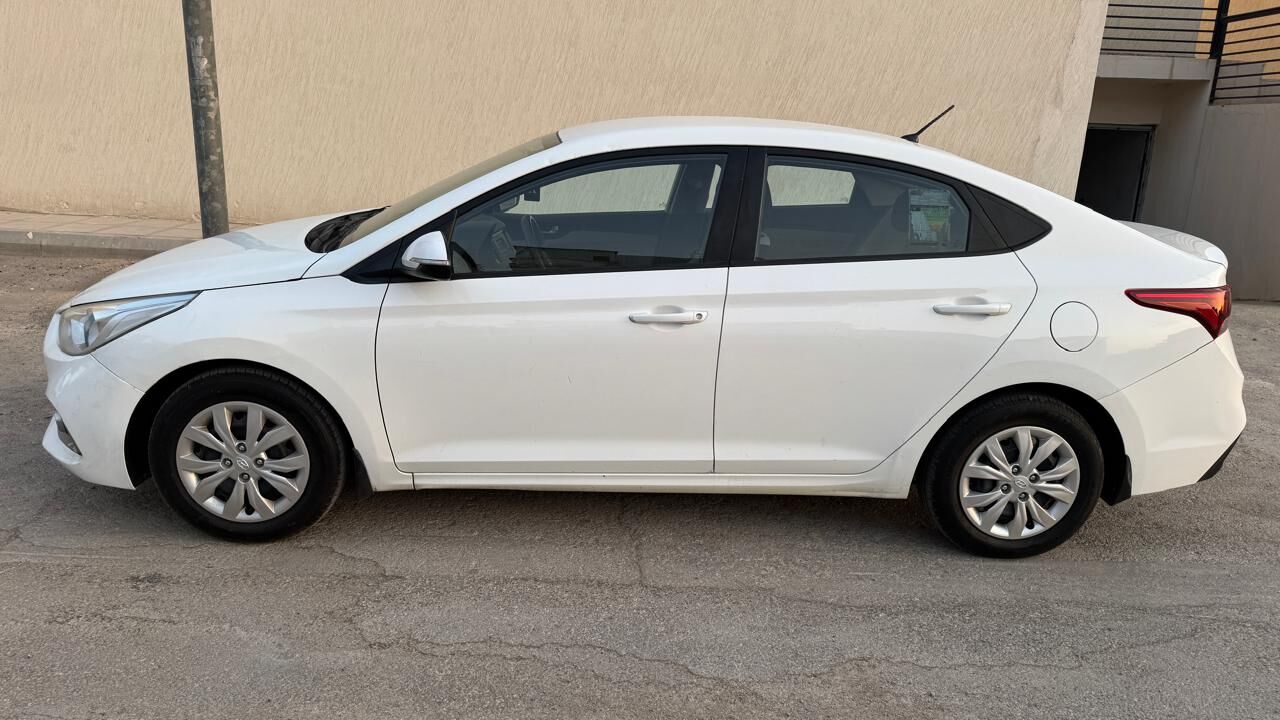 Riyadh, Vehicles, Cars & Trucks , HYUNDAI ACCENT,  2020,  Automatic,  88000 KM,  NEA AND CLEAN CONDITION  32500 LAST F