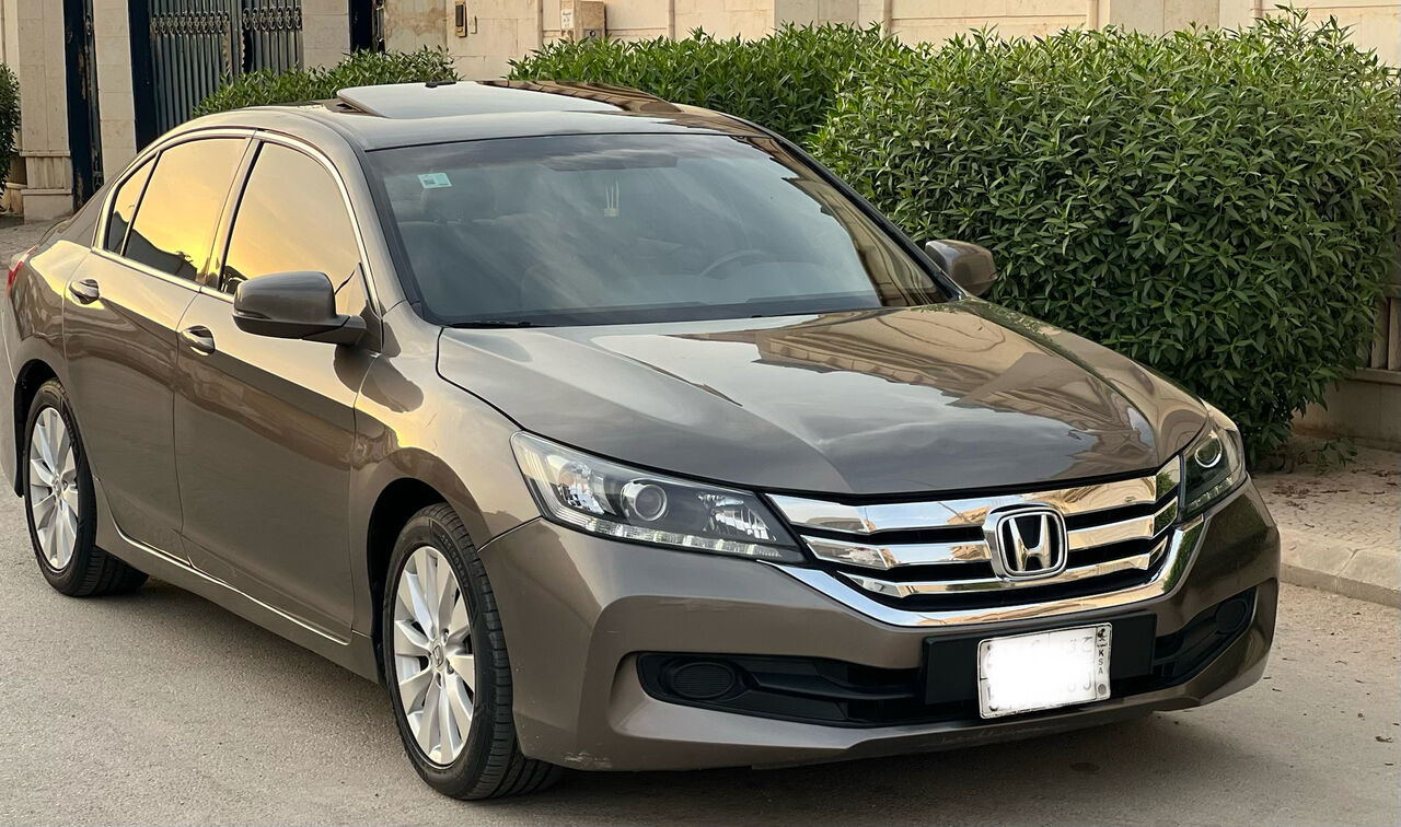 Riyadh, Vehicles, Cars & Trucks , SAR 39000,  Honda Accord,  2016,  Automatic,  391729 KM,     Full Optoin