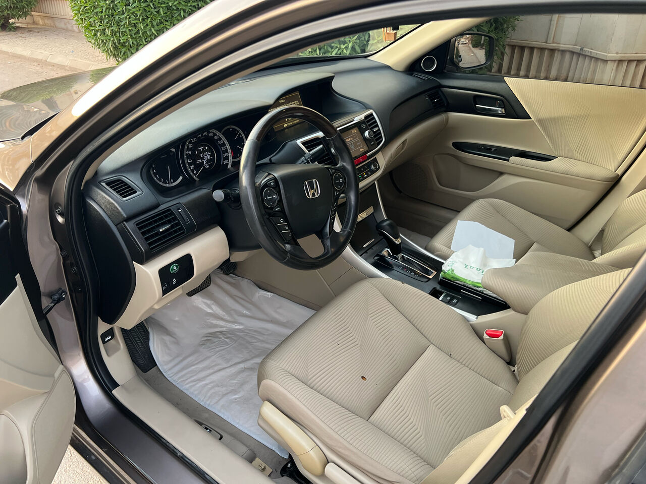 Riyadh, Vehicles, Cars & Trucks , SAR 39000,  Honda Accord,  2016,  Automatic,  391729 KM,     Full Optoin