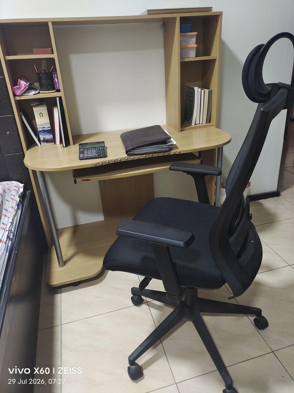 Dammam, Household Items, SAR 125,  Study Table. Big, Strong, Clean & Attractive Without Chair