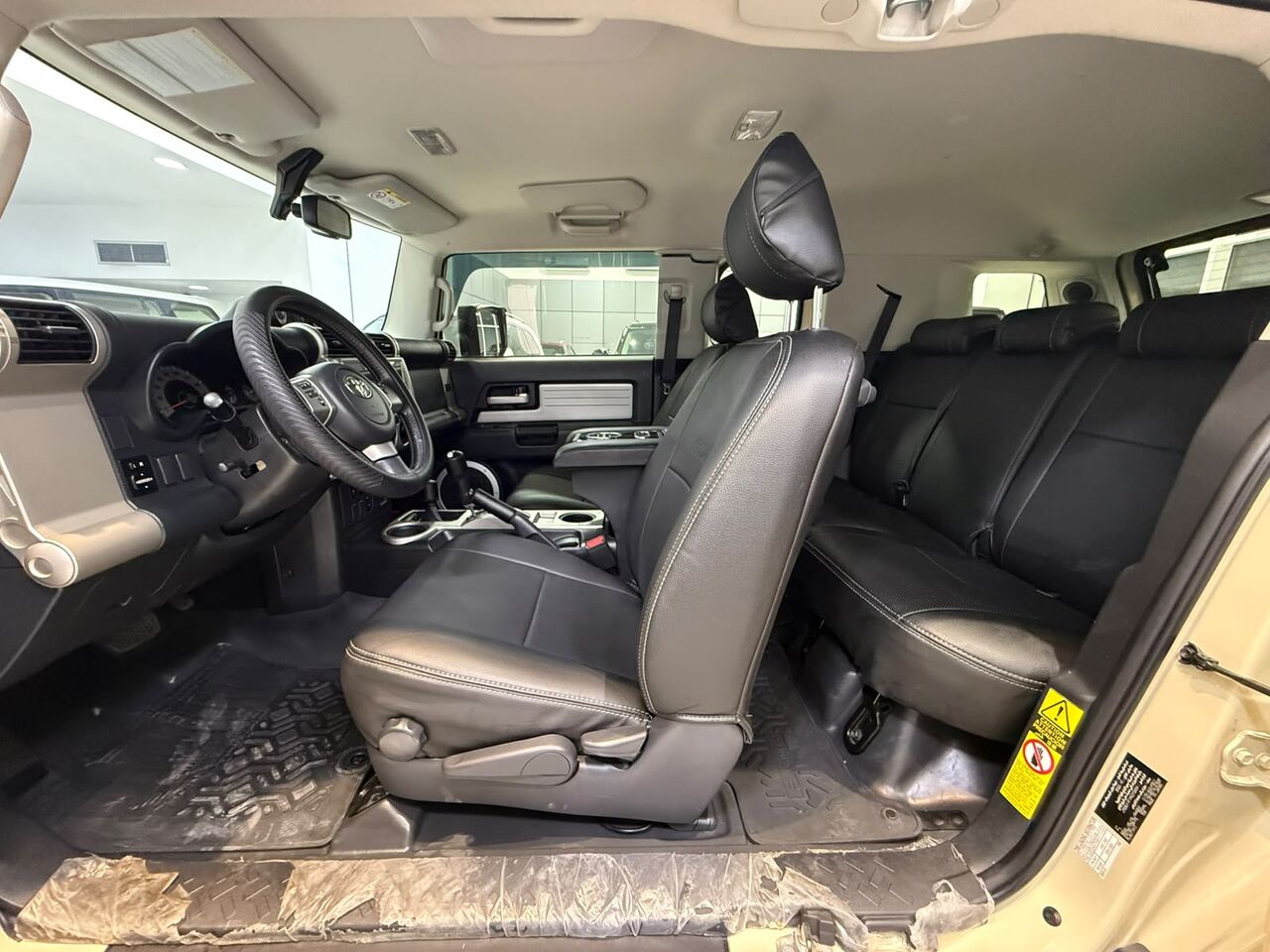 Manama, Vehicles, Cars & Trucks , BHD 13800,  Toyota FJ-Cruiser,  2023,  Automatic,  52950 KM,    (Beige)