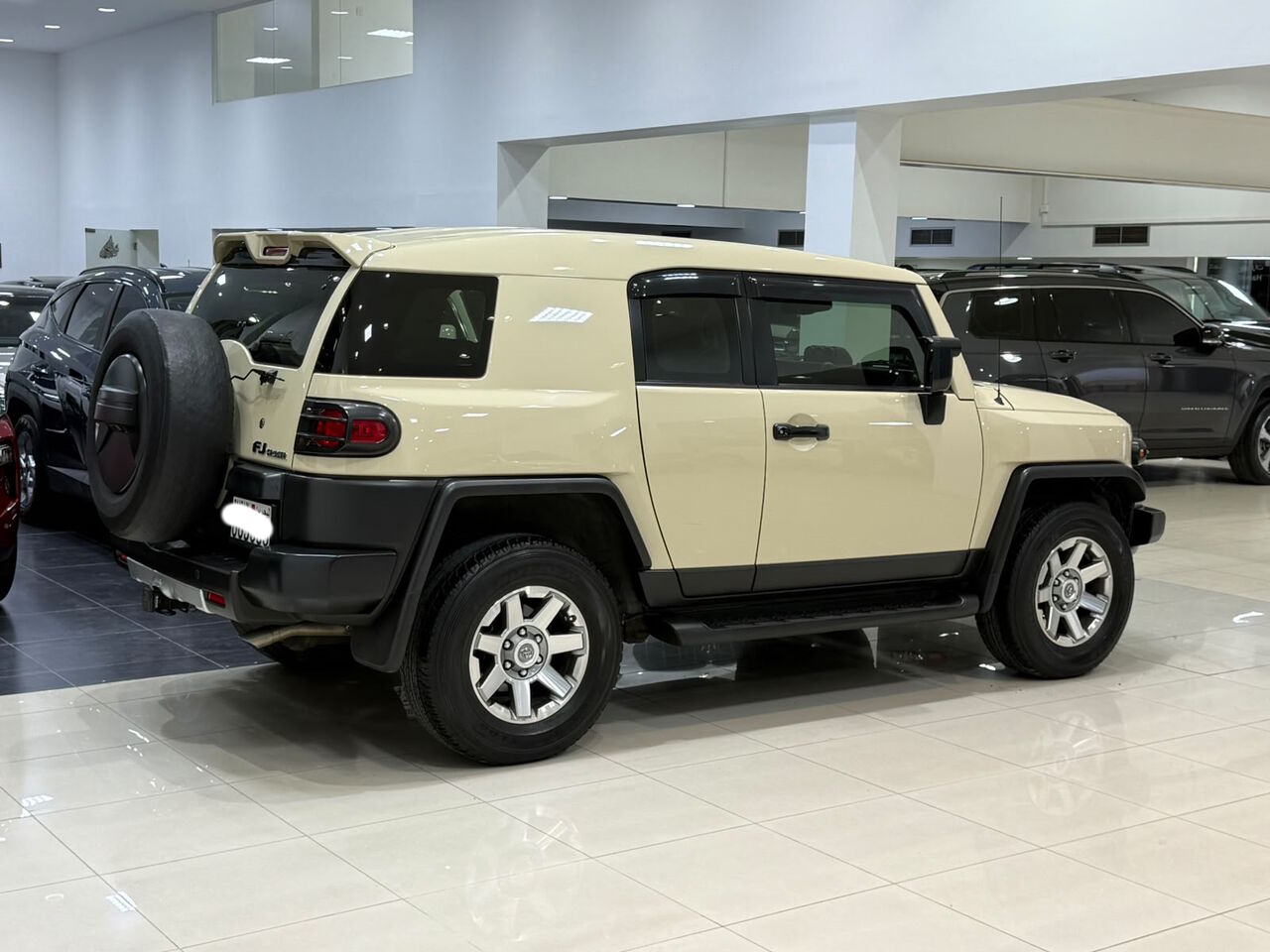 Manama, Vehicles, Cars & Trucks , BHD 13800,  Toyota FJ-Cruiser,  2023,  Automatic,  52950 KM,    (Beige)