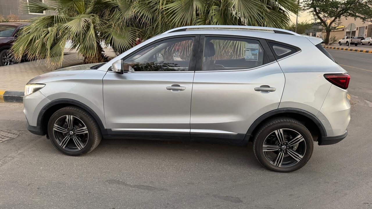 Riyadh, Vehicles, Cars & Trucks , MG ZS,  2020,  Automatic,  110000 KM,  ORIGINAL CONDITION 32000 Last Price Eeb