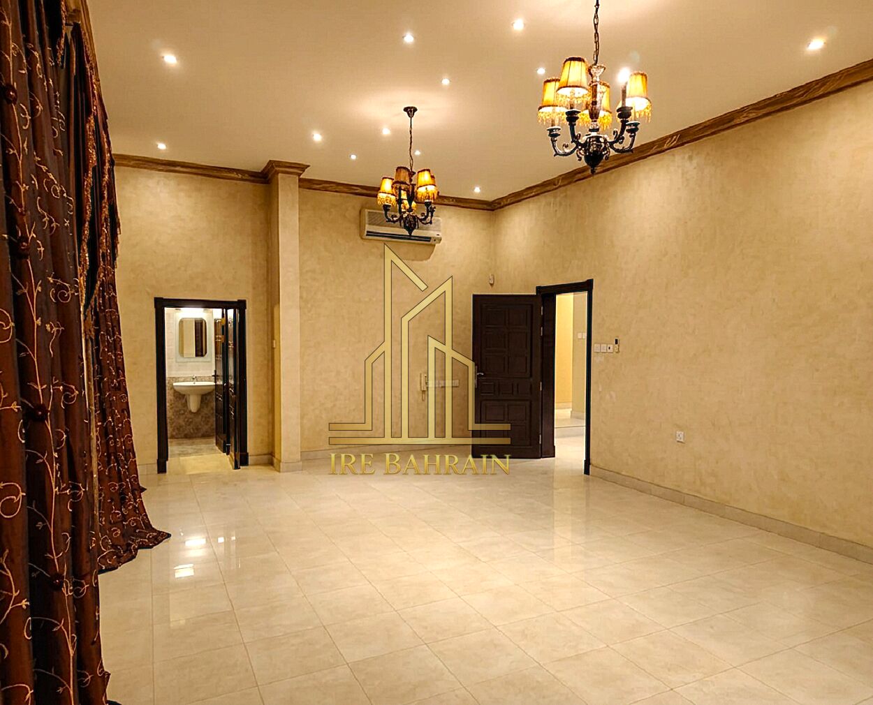 Busaiteen, Villas, BHD 800,  510 Sq. Meter,  Spacious Villa For Rent &ndash; Busaiteen, Bahrain