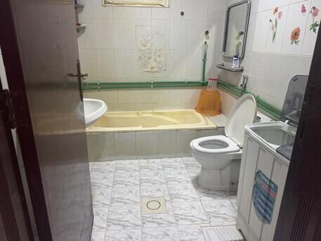 Ghirnatah, Apartments, Flats, Houses & Villas, SAR 3500/month,  Furnished,  1 BR,  120 Sq. Meter,  Family Flat For Rent Exit-8 Fully Furnished  Indian Pakistani Only