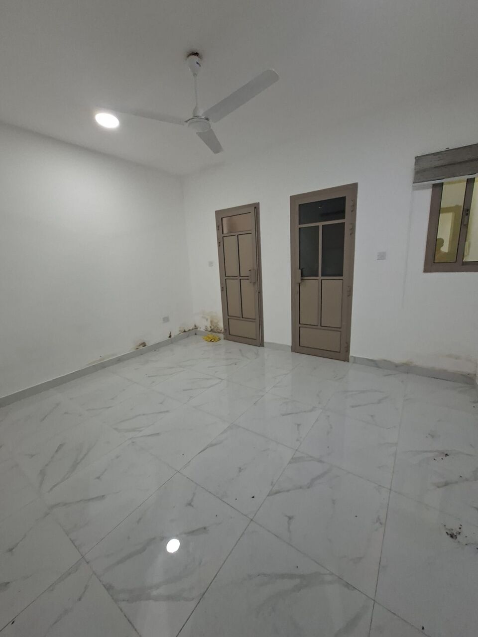 Hoora, Apartments, Flats, Houses & Villas, BHD 140/year,  1 BR,  Studio For Rent In Hoora Semi Furnished With Electricity