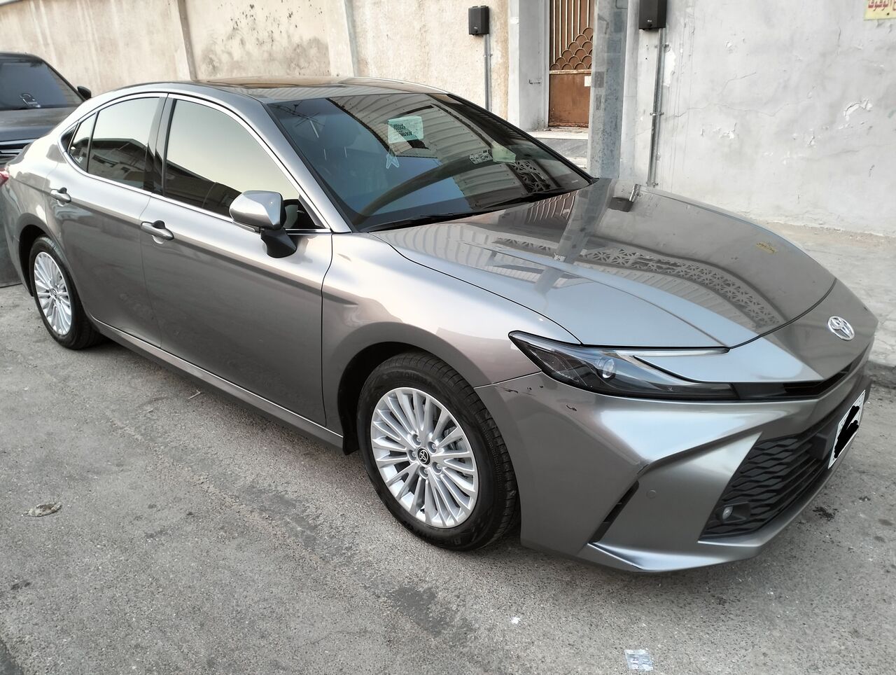 Dammam, Vehicles, Cars & Trucks , SAR 1000,  Toyota Camry Hybrid,  2026,  Automatic,  16000 KM,  تويوتا كامري E Plus هايبرد  | بحالة جدي