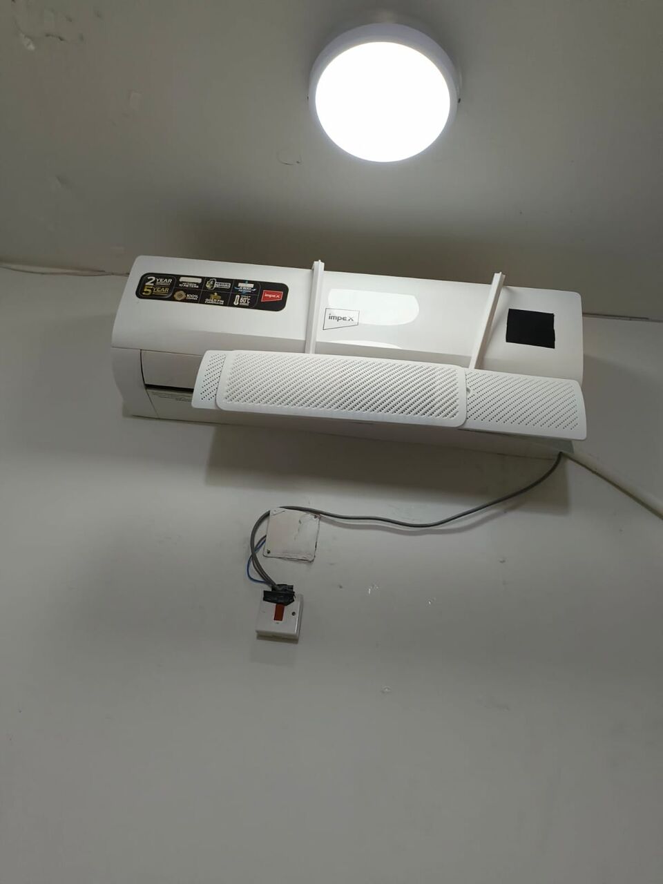 Riyadh, Air Conditioners, SAR 900,  Used But In New Condition Splite AC For Sale
