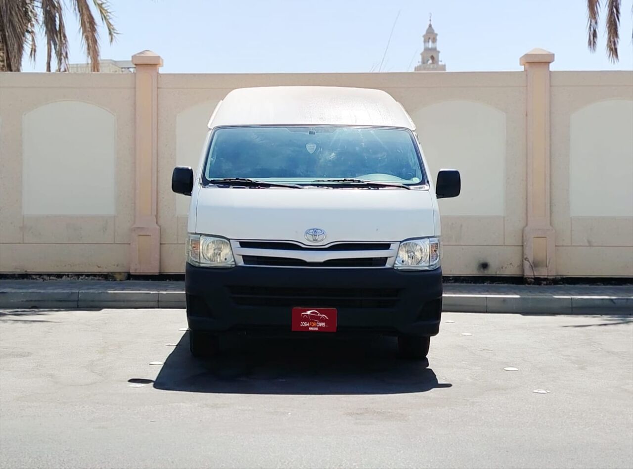 Muharraq, Vehicles, Cars & Trucks , BHD 1,  Toyota Hi-Ace,  2013,  Manual,  185000 KM,  TOYOTA HIACE HIGHROOF
