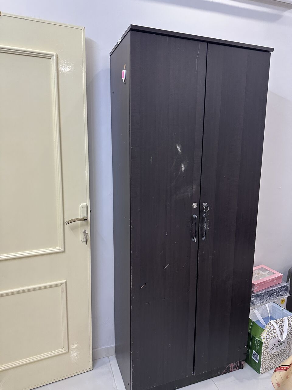Jizan, Furniture, SAR 600,  Urgent Sale- Bed, Wardrobe Available