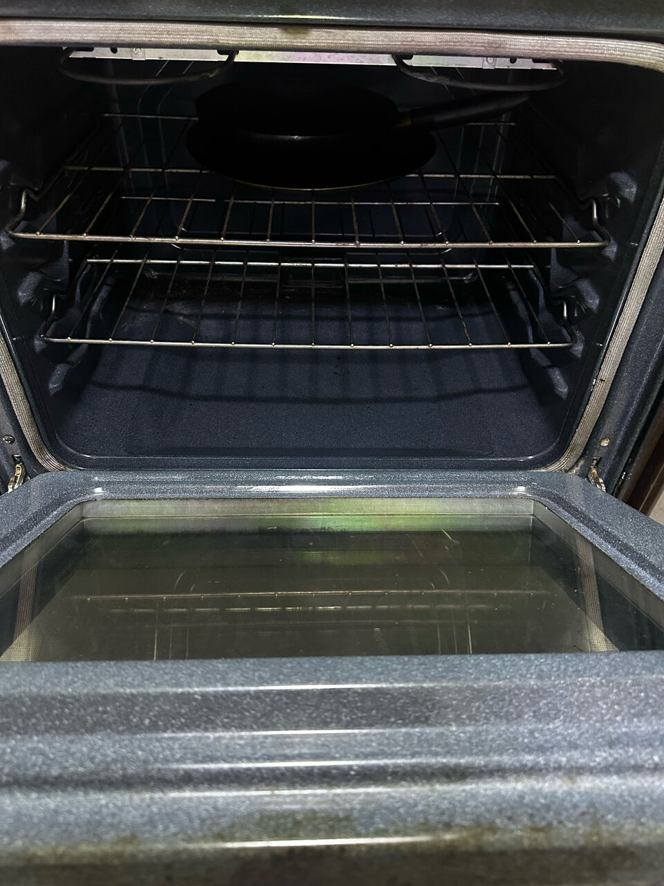 Jubail, Appliances, SAR 300,  Whirpool American Electric Stove