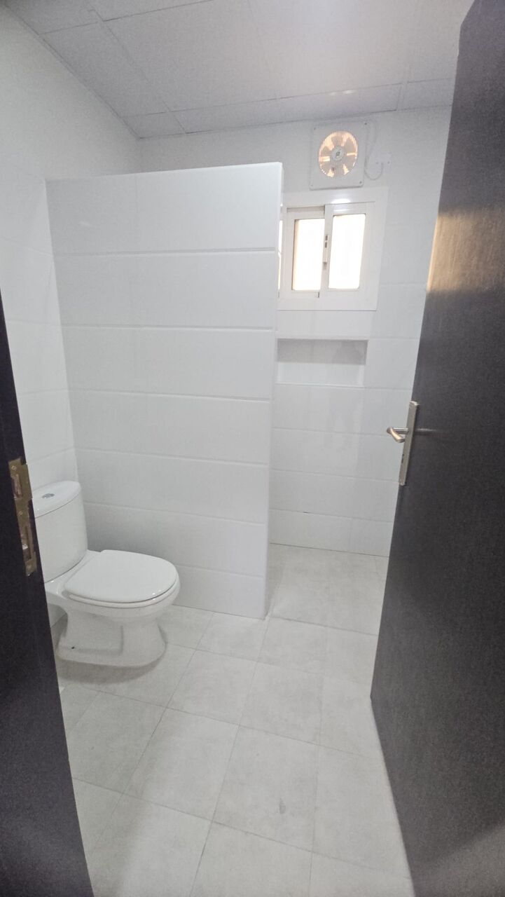 Adliya, Apartments, Flats, Houses & Villas, BHD 240/month,  2 BR,  2 Bedroom Brand New Unfurnished Flat For Rent Without Ewa