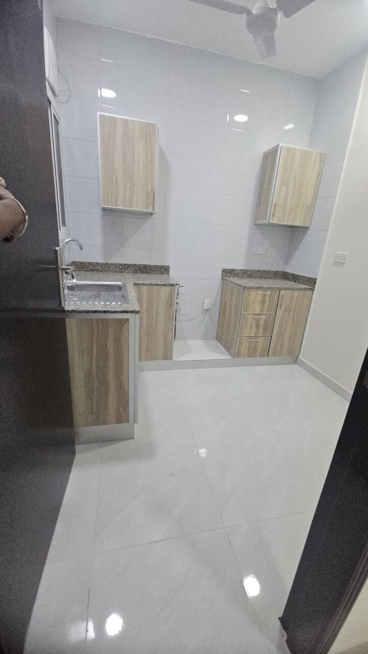 Adliya, Apartments, Flats, Houses & Villas, BHD 240/month,  2 BR,  2 Bedroom Brand New Unfurnished Flat For Rent Without Ewa